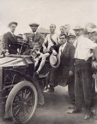Olympic marathon tri suit star wars sport 2 track and field olympic games triathlon long distance athens. Datei T J Hicks Of Boston Winner Of Marathon Race Seated In A Car After The Race End At The 1904 Olympics Jpg Wikipedia