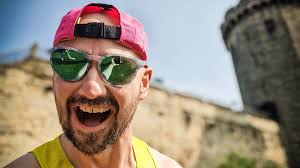 Andrew Maguire is fundraising for Cancer Research UK