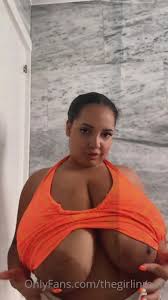 thegirlinred0-orange juice