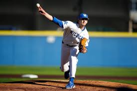 What determines a win or loss for a pitcher? Freshman Pitcher Turns Heads As Uk Baseball Opens With A Win Lexington Herald Leader