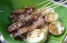 Resep bacem jeroan sapi tradisional. Sate Kere Yu Rebi Sate Empuk Legit Favorit Jokowi Di Solo