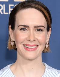 Finding her absolutely gorgeous, sarah takes her home and cleans her up. Sarah Paulson Rotten Tomatoes