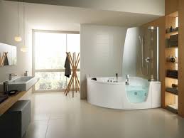 Badezimmer Gestalten Wie Gestaltet Man Richtig Das Bad Nach Feng Shui Badezimmer Gestalten Badezimmer Begehbare Badewanne Mit Dusche