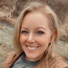 Heather Helsel's Instagram, Twitter & Facebook