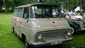 Škoda 1203 (lidově zvaná „dvanáctsettrojka) je první a dosud jediný český, resp. Omyl Automobilismu Aneb Skoda 1203 Slavi Vyroci Vyroba Zacala V Roce 1968 Irozhlas Spolehlive Zpravy