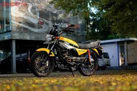 Modifikasi rx king hitam minimalis. Modal Ubahan Minimalis Tampang Yamaha Rx King Jadi Makin Stylish Gridoto Com
