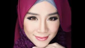 Twins of faith malaysia, petaling jaya, malaysia. Ex Playboy Bunny Feels Reborn As A Muslim Al Arabiya English