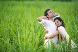 Ashokarsh Best Indian Wedding Photographer Wedding Photography India Pre Wedding Photoshoot Outdoor Wedding Couple Poses Indian Wedding Photography Couples