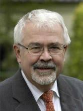 Helmut Becker als Redner Thema Wirtschaft bei Econ buchen