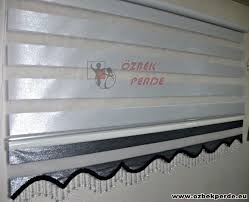 Nasıl çıktığı konusunda bilgi sahibi olan varsa lütfen yardımcı olsun. Zebra Stor Perde Montaji