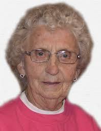 Elizabeth Milnes's Instagram, Twitter & Facebook