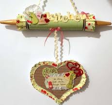 Idea For Altered Rolling Pin This Could Be Cute For A Hanging Recipe Holder Rolling Pin Crafts Crafts Fun Kitchen Decor