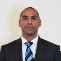 900+ perfiles de «Mileham»