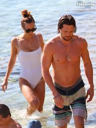 Emily Feld  emily.feld Nude Leaks Photo 313 | TheFappening