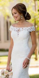 Timelessly Glamorous Spring 2018 Stella York Wedding Dresses Modwedding York Wedding Dress Bridal Dresses Stella York Wedding Dress