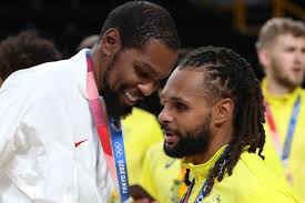 A final medal ceremony, a handoff to paris and the extinguishing of the olympic flame mark the tokyo — a most unusual olympics ended with a fitting closing ceremony: Flu9qhi0y11rnm