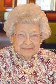 Dorothea Gamble's Instagram, Twitter & Facebook