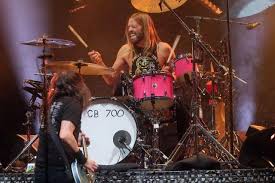 Foo Fighters' drummer Taylor Hawkins ...
