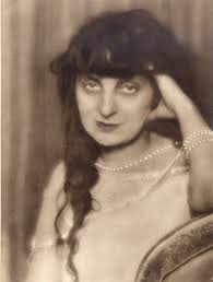 Sitio para todo: De Zuloaga a José Antonio pasando por Bernard y las Bibesco