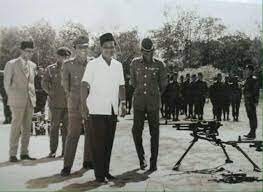 Tun datu haji mustapha bin datu harun or tun mustapha for short, was the first governor of the malaysian state of sabah. Tun Datuk Seri Panglima Datu Mustapha Datu Harun Inicio Facebook