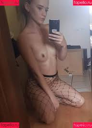 Leaks Nude Leelaniii Onlyfans Photo Gallery - Fapello.ru