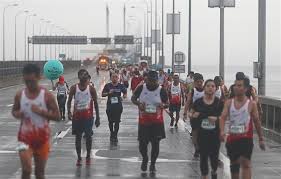 According to state youth and sports committee chairman soon lip chee, the run, which has been rescheduled to be held on dec 6 from march 29 at beach. Runners Weather The Storm The Star