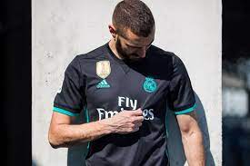 Vind fantastische aanbiedingen voor real madrid away jersey. Official Real Madrid Release New Home Away Kit For The 2017 18 Season Managing Madrid
