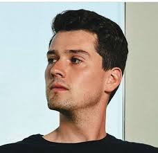 La división de Bethia: Quién es quién en la tercera generación de la  familia Heller