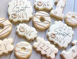 Ashlee Christman On Instagram A Sweet Ne Donuts Baking Bakingfromscratch Bakery Bakeryl Birthday Cookies Spice Cookies Cookie Decorating