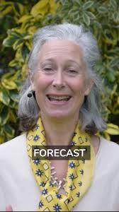 This shining yellow energy of August offers a lightness that invites you to  rest, play and nourish your body. Practice with me