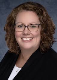 Leann Parker's Instagram, Twitter & Facebook