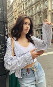 Check out best 8 jessica clements wallpapers uploaded by our awesome community. 620 Jessica Clements Ideas Jessica Clement Jessica Jess Clement