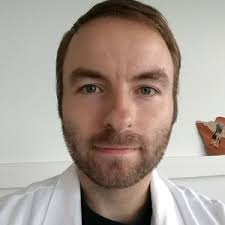 Gut colonisation with multidrug-resistant Klebsiella pneumoniae worsens  Pseudomonas aeruginosa lung infection