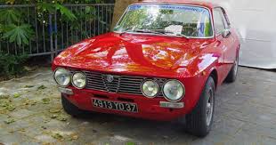 Alfa Romeo Gt 1600 Junior 4913 Yd 37 16 Juin 2013 Grand Prix De Tours Boulevard Heurteloup Tours Classic Cars Vehicles Toy Car