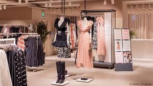 Follow us at @hm_man @hm_kids @hmhome @hmbeauty too! H M Tests Renting Clothes To Boost Environmental Credentials Business Economy And Finance News From A German Perspective Dw 05 12 2019