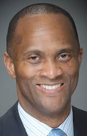 Finalist for College Station city manager position bows out