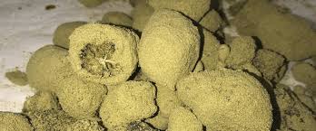 Enjoy the best weed experience with the help of moonrocks consisting of marijuana bud, kief and oil. Was Sind Moonrocks Und Sunrocks Und Wie Raucht Man Sie