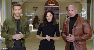 Check spelling or type a new query. Melissa Mccarthy Ryan Reynolds Und The Rock Fuhren Den Mit Stars Besetzten Netflix Trailer Fur 2021 An Aktuelle Boulevard Nachrichten Und Fotogalerien Zu Stars Sternchen
