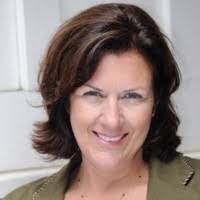 Allison Echols's Instagram, Twitter & Facebook