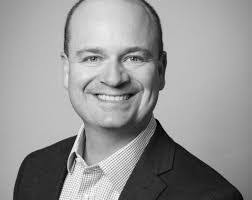 Christopher Pettit's Instagram, Twitter & Facebook