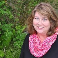 Pamela Penick's Instagram, Twitter & Facebook