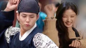 Park bo gum has many dating rumors with female colleagues, but especially with the relationship with actress kim yoo jung, they are said to have dated secretly. Boyoo Love Couple To Real Life Park Bo Gum Kim Yoo Jung Love In Real Life Youtube