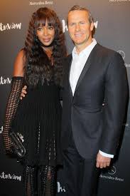 But the move has infuriated the supermodel, who has now unfollowed skepta on instagram and wiped all. Supermodel Naomi Campbell Wird Von Ihrem Ex Verklagt Promiflash De