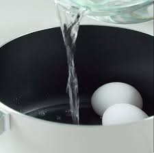 湯量と時間を大幅カット 簡単ゆで卵の作り方 mama ママタス 料理 レシピ 卵 ゆで卵