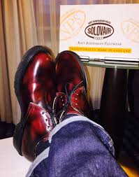 Rub and hole are semantically related in some cases you can use rub instead a noun hole. 3 Hole Solovair Gibsons In Oxblood Rub Off Doc Martens Oxfords Oxford Shoes Doc Martens
