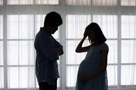 How To Deal With A Breakup While Pregnant | Live A Great Life Guide &  Coaching With Dr Prem & Team | Carve Your Life