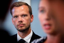 Minister: ASE's lønforsikring får alarmklokkerne til at ringe