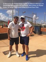 Rafael nadal tennis academy offers excellent conditions for the whole family, where adults and teenagers can enjoy modern technical equipment, functionality and design. Besuch Der Rafael Nadal Academy In Manacor Mallorca Magic S Tenniswelt
