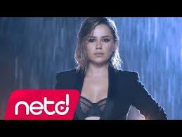 Merve Ozbey Vuracak Mp3 Indir Bedava Mp3 Indir Indir Muzik Indir Sarkisini Indir Pop Muzik Muzik Indirme Muzik