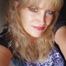 Nancy Phipps's Instagram, Twitter & Facebook